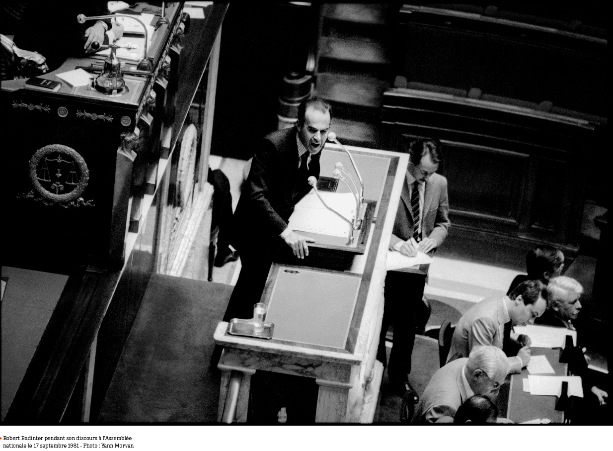 Photo-badinter-assemblee